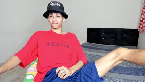 Carlos and Cristian  online show from 01.19.25