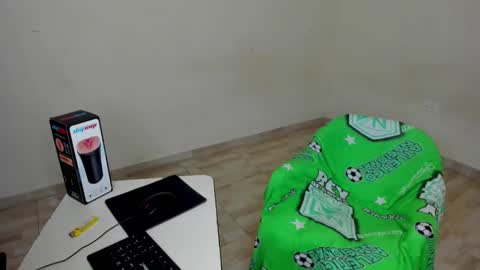 Carlos and Cristian  online show from 09.13.25