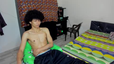 Carlos and Cristian  online show from 10.12.25