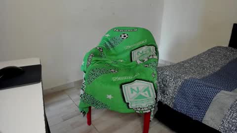 Carlos and Cristian  online show from 11.22.25