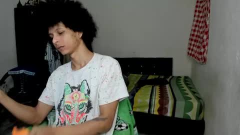 Snapshot of cardrey05 chatting on 05.15.26 Carlos and Cristian online show from 05.15.26