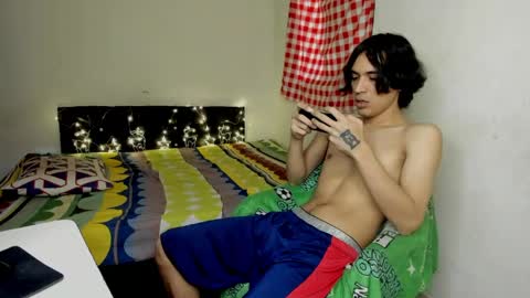 Snapshot of cardrey05 chatting on 05.22.26 Carlos and Cristian online show from 05.22.26