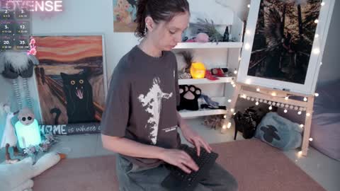 NONA    follow online show from 02.01.25