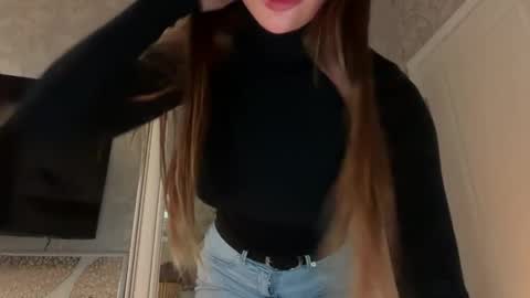 caressysiren online show from 05.10.26