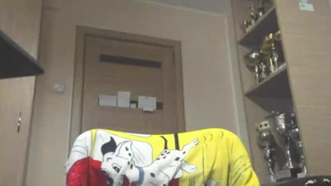 Laz online show from 04.08.26