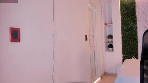 Carina online show from 10.16.25