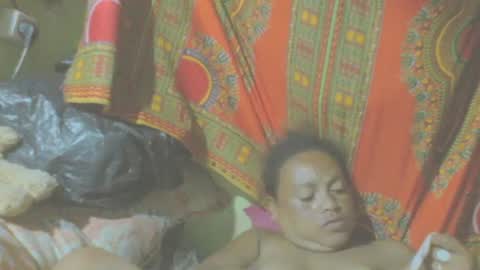 carinesexy69 online show from 02.04.25