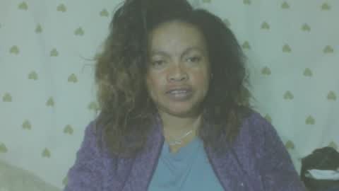 Snapshot of carinesexy69 chatting on 06.13.26 carinesexy69 online show from 06.13.26