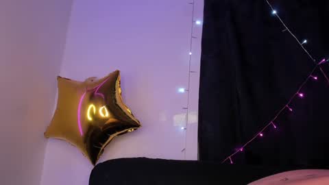 Snapshot of carla_smith__ chatting on 01.15.25 Carla online show from 01.15.25