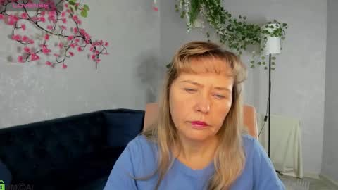 Carla Vogue online show from 11.28.25