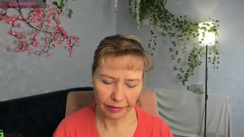 Carla Vogue online show from 11.30.25