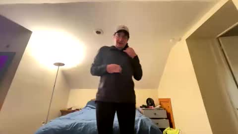 Snapshot of carlacee chatting on 09.13.25 carlacee online show from 09.13.25