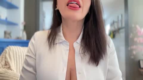 Carla Connor online show from 02.06.26