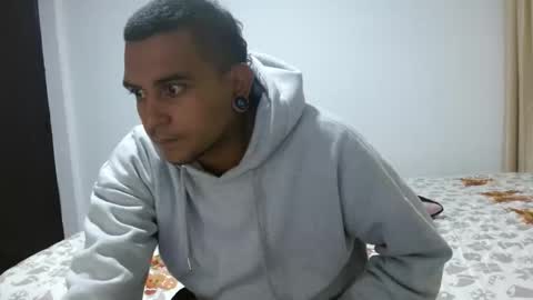 Snapshot of carlandelli1 chatting on 12.03.25 carlandelli1 online show from 12.03.25