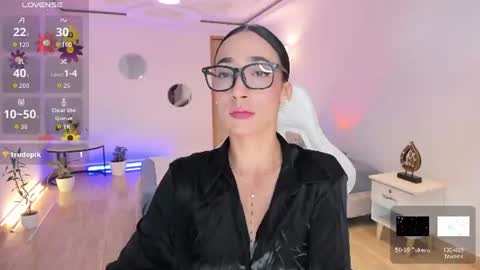 Alejandra online show from 07.18.26