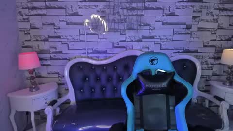 CARLYE   online show from 12.28.24