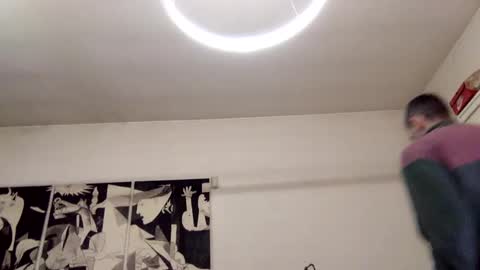 Snapshot of carlos037tm chatting on 01.04.25 Carlos online show from 01.04.25