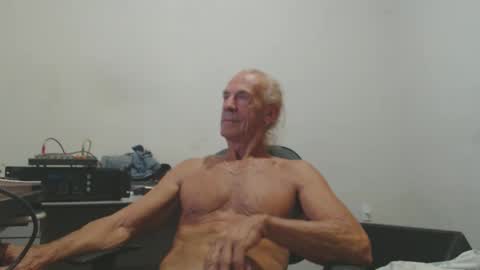 carlos online show from 04.18.26