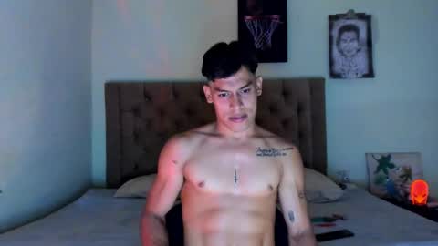 Snapshot of carloshero69 chatting on 11.27.25 carloshero69 online show from 11.27.25