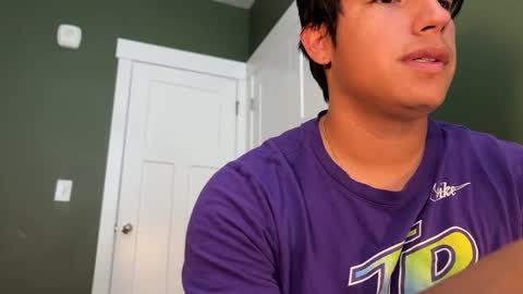 Snapshot of carlosjosecb1 chatting on 09.16.25 carlos online show from 09.16.25