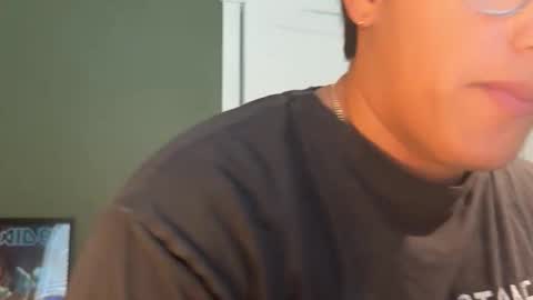 Snapshot of carlosjosecb1 chatting on 11.06.25 carlos online show from 11.06.25