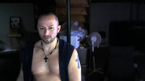 Snapshot of carltun1974 chatting on 12.16.24 Carl online show from 12.16.24
