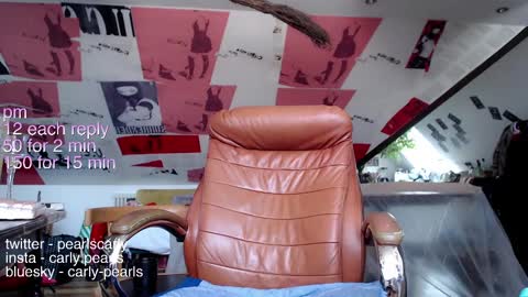 Carly Pearls online show from 01.28.25