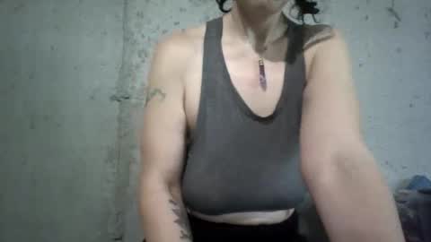 Snapshot of carlysmiles chatting on 01.02.25 Carly Smiles online show from 01.02.25
