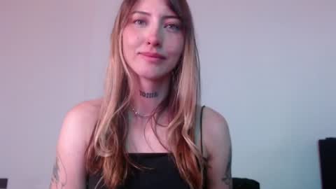 Snapshot of carmennrusso chatting on 07.14.26 carmennrusso online show from 07.14.26
