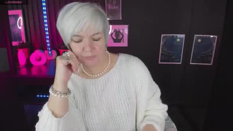 Carmen online show from 10.28.25