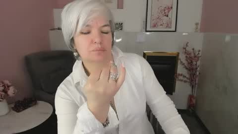 Carmen online show from 04.20.26