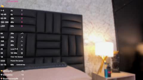    online show from 03.06.25