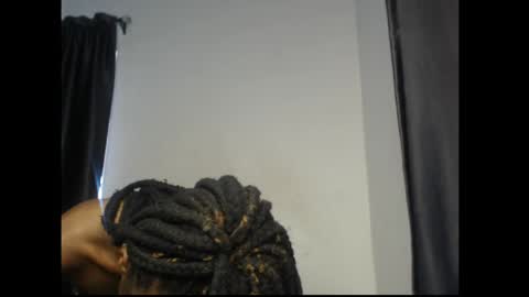 caroline online show from 04.18.26