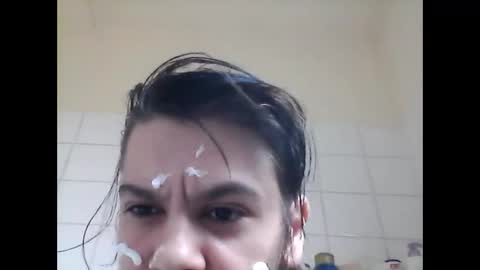 Snapshot of caroisback chatting on 10.22.25 caroisback online show from 10.22.25