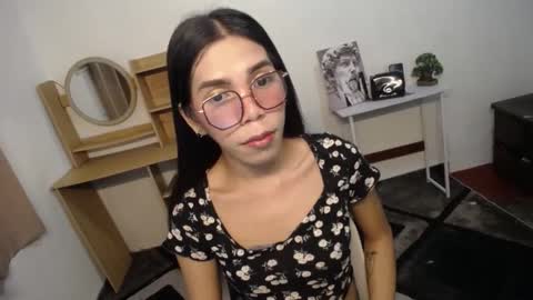 Snapshot of carol_linaxxx chatting on 12.21.24 Carolina online show from 12.21.24