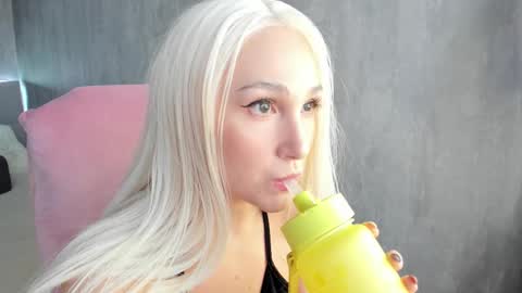 carol_may_ online show from 09.13.25