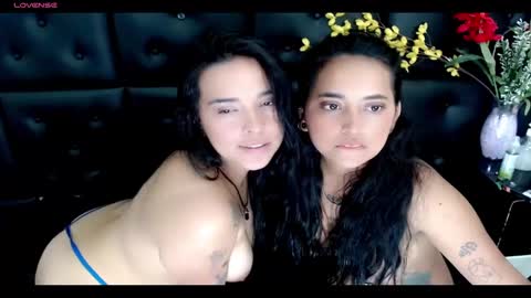 Carolaine01 online show from 02.14.25