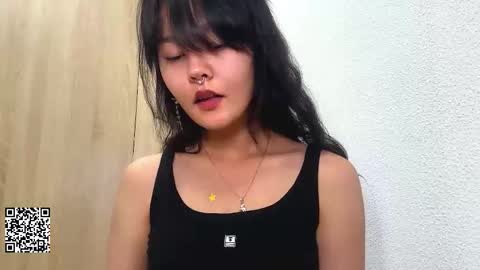 Kim online show from 11.21.25