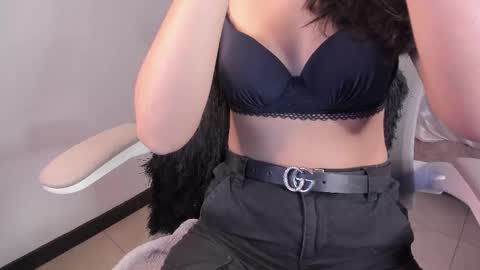 Caroline online show from 09.18.25