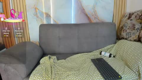 CAROLINA  online show from 04.21.26