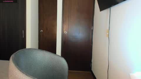 carolina_zaens online show from 04.01.26