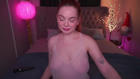 Snapshot of carolinadia chatting on 01.19.25 carolinadia online show from 01.19.25