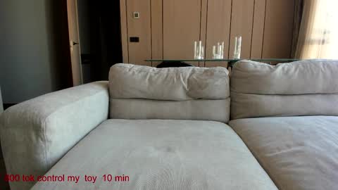 Lina.I will online 1 December   online show from 02.25.25