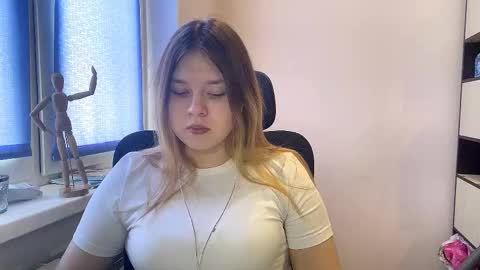 carolindueno online show from 02.22.26