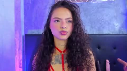 Snapshot of caroline_clark420 chatting on 07.10.26 Caroline Clark online show from 07.10.26