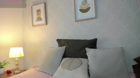  Caroline  online show from 10.25.25