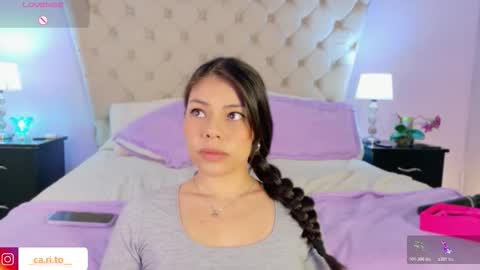 Caroline online show from 02.10.26