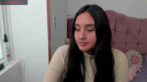 caroline_rodriguez_9 online show from 10.27.25