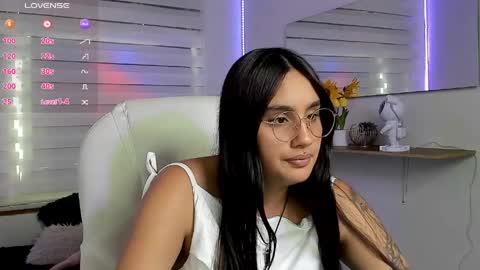caroline_rodriguez_9 online show from 04.18.26