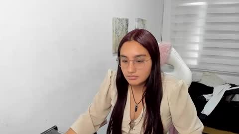 caroline_rodriguez_9 online show from 06.02.26